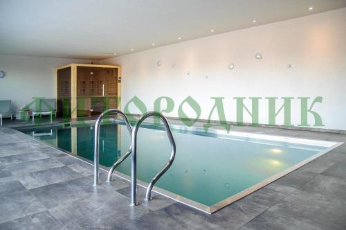 финская сауна четырехместная угловая «comfort» с электрической печью