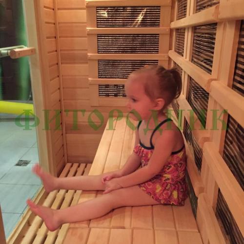 трехместная угловая инфракрасная сауна «comfort» с карбоновыми излучателями