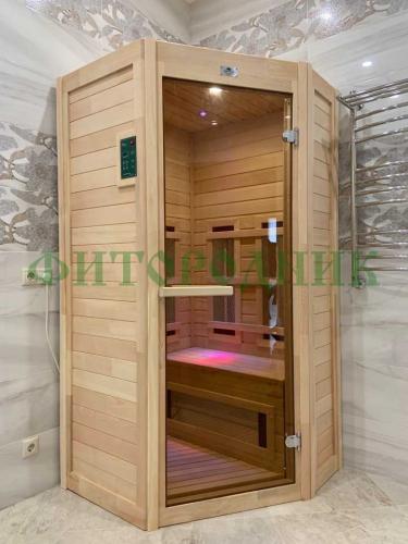 одноместная угловая инфракрасная сауна «comfort» с керамическими излучателями