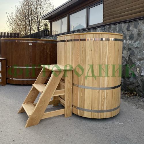 угловая купель «comfort» из лиственницы с пластиковой вставкой длина 1300 мм ширина 1300 мм высота 1150 мм