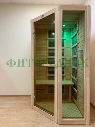 одноместная угловая инфракрасная сауна «comfort» с карбоновыми излучателями