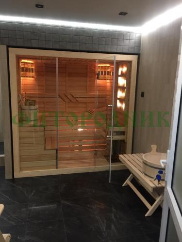 финская сауна четырехместная «premium» с электрической печью harvia