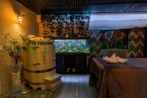 кедровая бочка овальная «профессиональная» со скосом